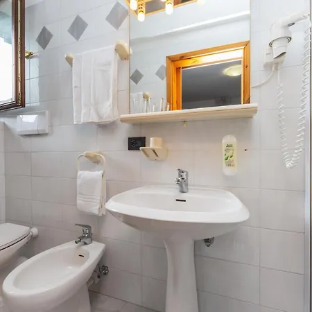 Cadria Nature & Bike 3* Lenzumo di Concei