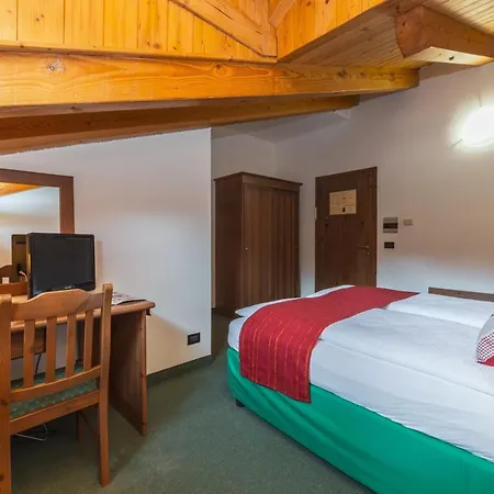 Hotel Cadria Nature & Bike 3*